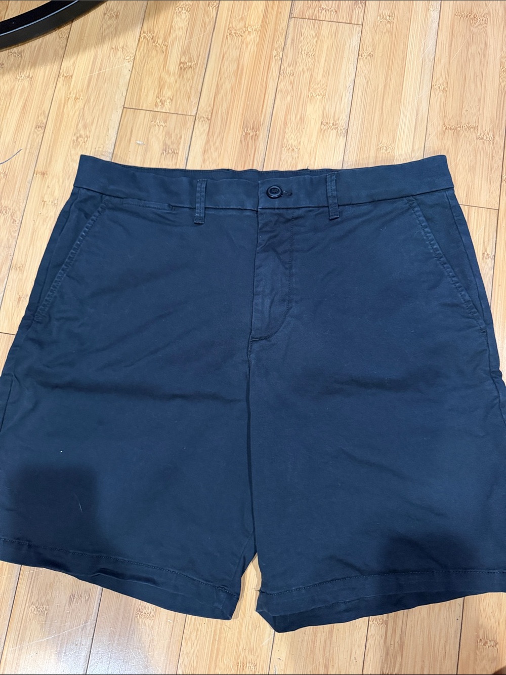 GAP Men's Black Flat Front Cotton Shorts